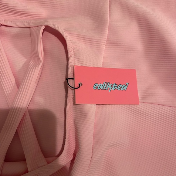 Open Back XS Pink Criss-Cross Ribbed Romper New With Tags Brand Edikted - Picture 5 of 6